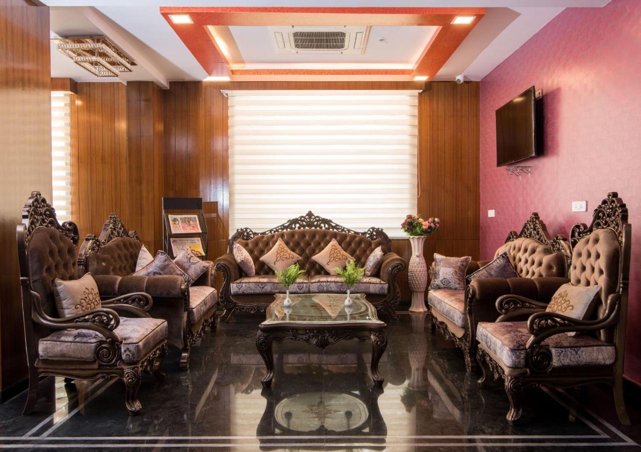 Npg Hotel Yelahanka Dış mekan fotoğraf